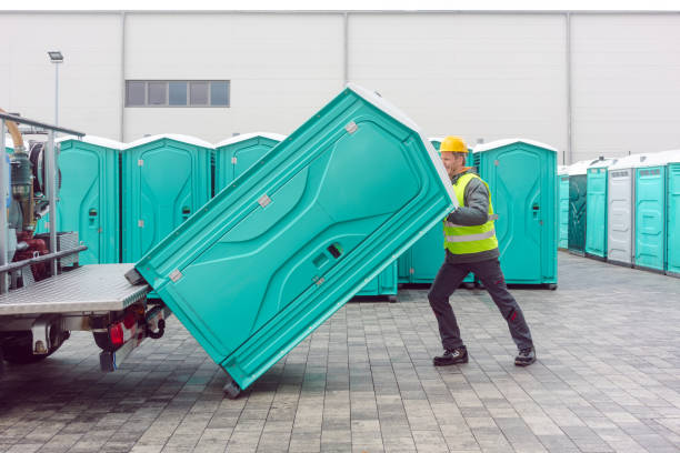 Portable Toilet Options We Offer in Eureka, KS